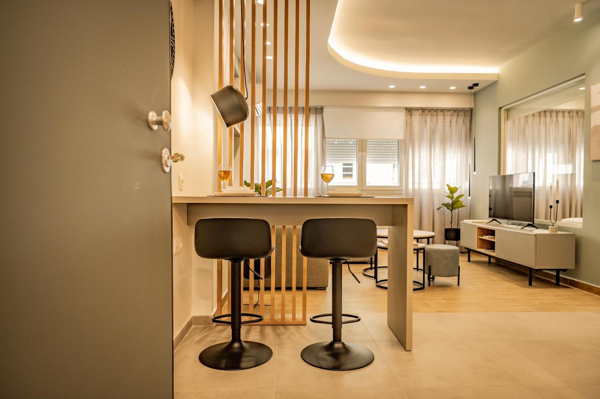 Urban Luxury Suites Thessaloniki Exterior photo