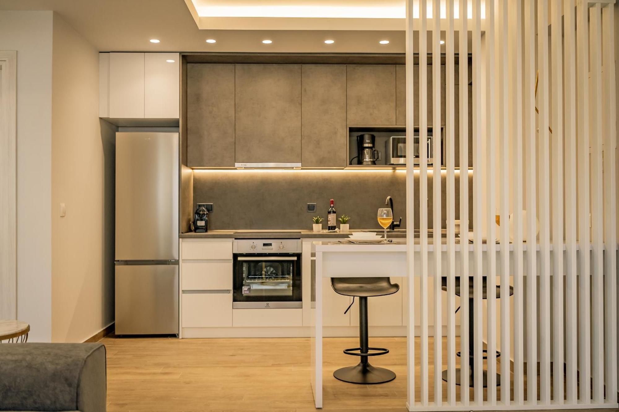 Urban Luxury Suites Thessaloniki Exterior photo